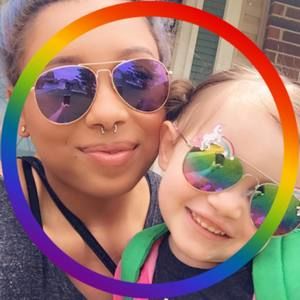 Meet your Posher, Felicia